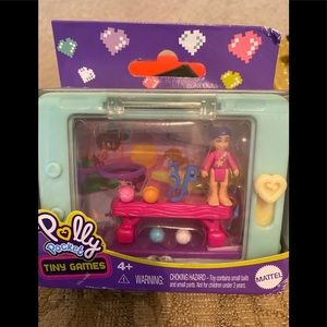 Polly Pocket Tiny Games Series 2 Mini Set 3.5"x2.5" Gymnastics New In Box 2020